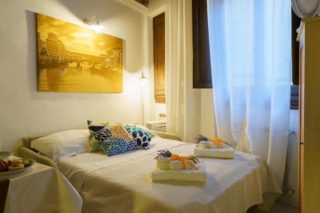 Apartamento Casa La Piccola Torre Florencia Exterior foto